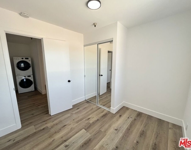 11430 Cedar Avenue - Photo Thumbnail 41