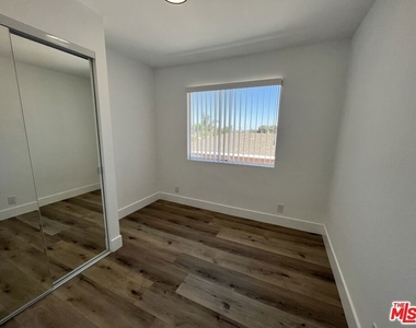 11430 Cedar Avenue - Photo Thumbnail 17