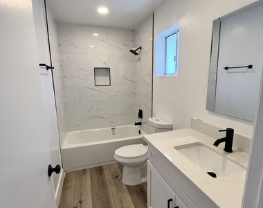 11430 Cedar Avenue - Photo Thumbnail 28