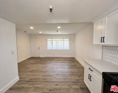 11430 Cedar Avenue - Photo Thumbnail 35