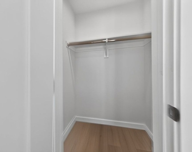1615 S Adams Street - Photo Thumbnail 22