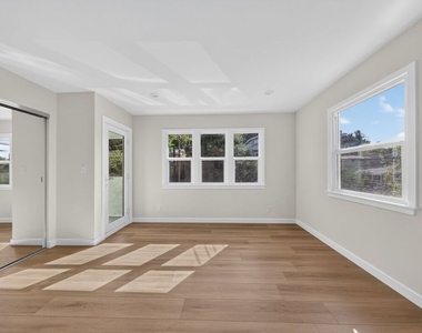 1615 S Adams Street - Photo Thumbnail 15