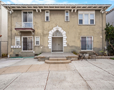 926 S Mariposa Avenue - Photo Thumbnail 1