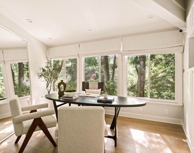251 N Layton Drive - Photo Thumbnail 8