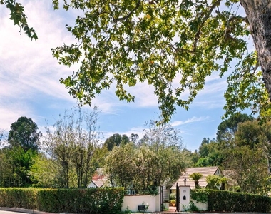 251 N Layton Drive - Photo Thumbnail 1