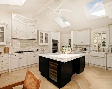 251 N Layton Drive - Photo Thumbnail 11