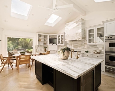 251 N Layton Drive - Photo Thumbnail 10