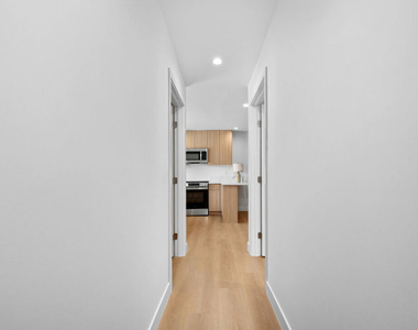833 5th Street - Photo Thumbnail 1