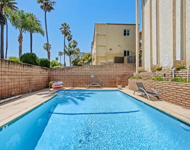 833 5th Street - Photo Thumbnail 20