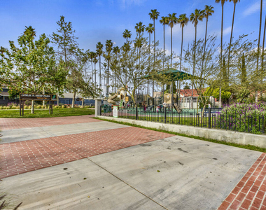 3628 Arlington Avenue - Photo Thumbnail 42