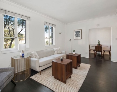 1201 N Crescent Heights Boulevard - Photo Thumbnail 2