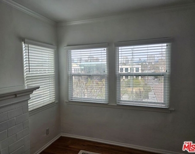 10558 Santa Monica Boulevard - Photo Thumbnail 6