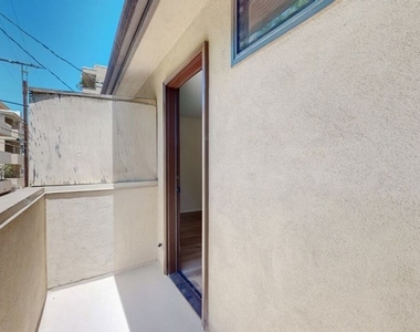 1833 Manning Avenue - Photo Thumbnail 21