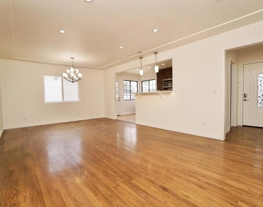 2523 Pergl Street - Photo Thumbnail 7