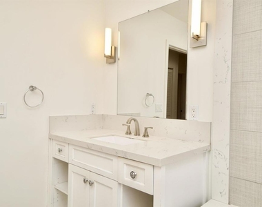 2523 Pergl Street - Photo Thumbnail 12