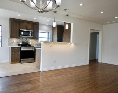 2523 Pergl Street - Photo Thumbnail 6