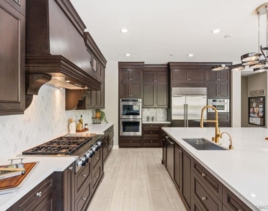 4720 Borden - Photo Thumbnail 8