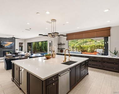 4720 Borden - Photo Thumbnail 9