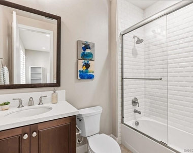 4720 Borden - Photo Thumbnail 20