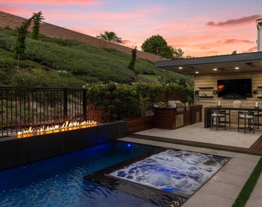 4720 Borden - Photo Thumbnail 24