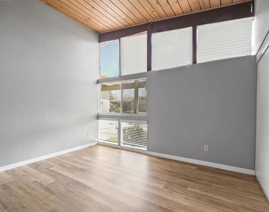 5532 Soderblom Ct - Photo Thumbnail 21