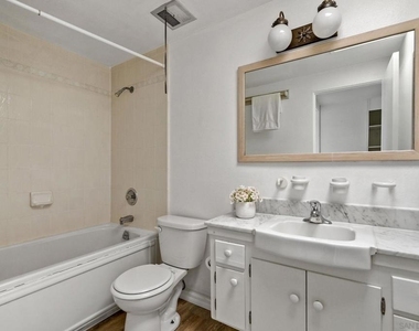 5532 Soderblom Ct - Photo Thumbnail 26