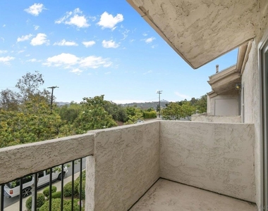 354 Travelodge Drive - Photo Thumbnail 29