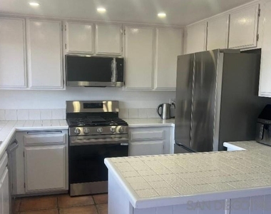 624 Schafer Place - Photo Thumbnail 13