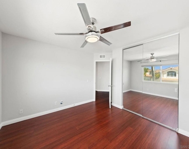 1068 Pacific Hill St - Photo Thumbnail 50