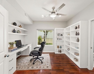 1068 Pacific Hill St - Photo Thumbnail 13
