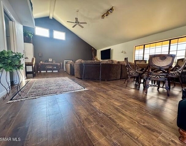 11687 Charisma Court - Photo Thumbnail 17