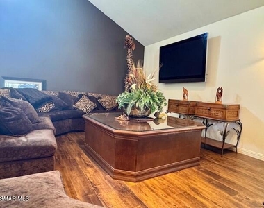 11687 Charisma Court - Photo Thumbnail 22