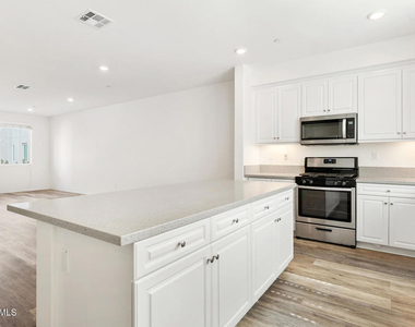 14055 Ruby Lane - Photo Thumbnail 16