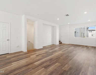 14055 Ruby Lane - Photo Thumbnail 11
