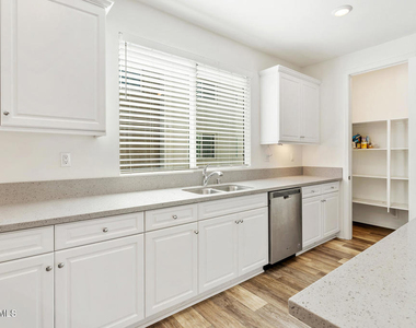 14055 Ruby Lane - Photo Thumbnail 17