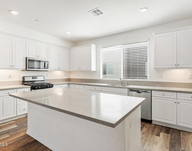 14055 Ruby Lane - Photo Thumbnail 15