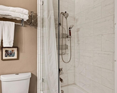 31200 Landau Boulevard - Photo Thumbnail 11