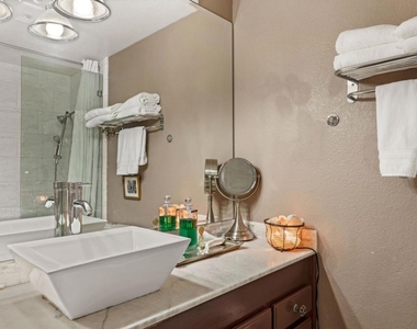 31200 Landau Boulevard - Photo Thumbnail 10