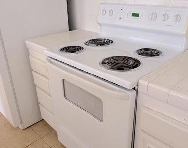 1655 E Palm Canyon Drive - Photo Thumbnail 4