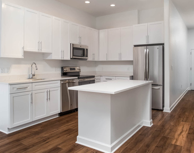 1415 North Taft Street - Photo Thumbnail 8