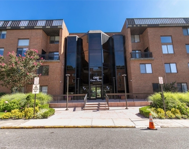 1 Ipswich Avenue - Photo Thumbnail 1