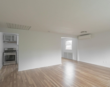 59 Wood Street - Photo Thumbnail 4