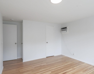 59 Wood Street - Photo Thumbnail 11