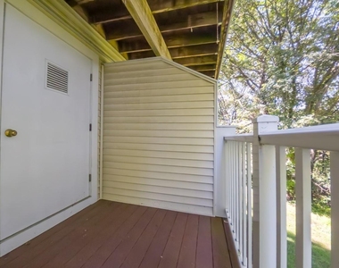 212 Viewpoint Terrace - Photo Thumbnail 19
