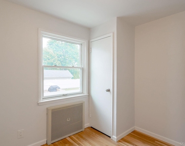 59 Wood Street - Photo Thumbnail 15