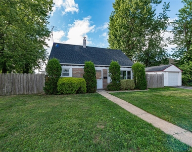 2528 Marshall Avenue - Photo Thumbnail 1