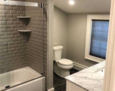 338 Lake Avenue - Photo Thumbnail 18
