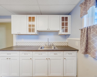 39 Chapman Place - Photo Thumbnail 3