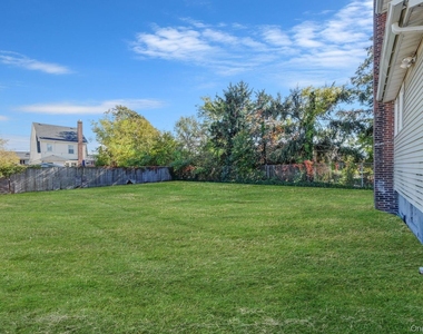 39 Chapman Place - Photo Thumbnail 15