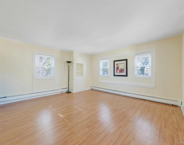 39 Chapman Place - Photo Thumbnail 8